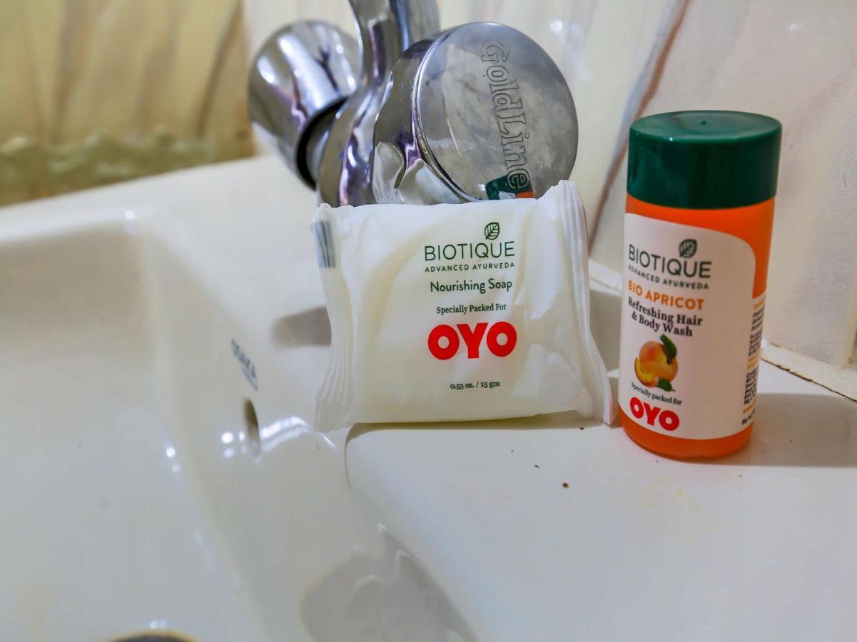 Oyo 60966 Balaji Upvan Hotell Kāsandra Exteriör bild